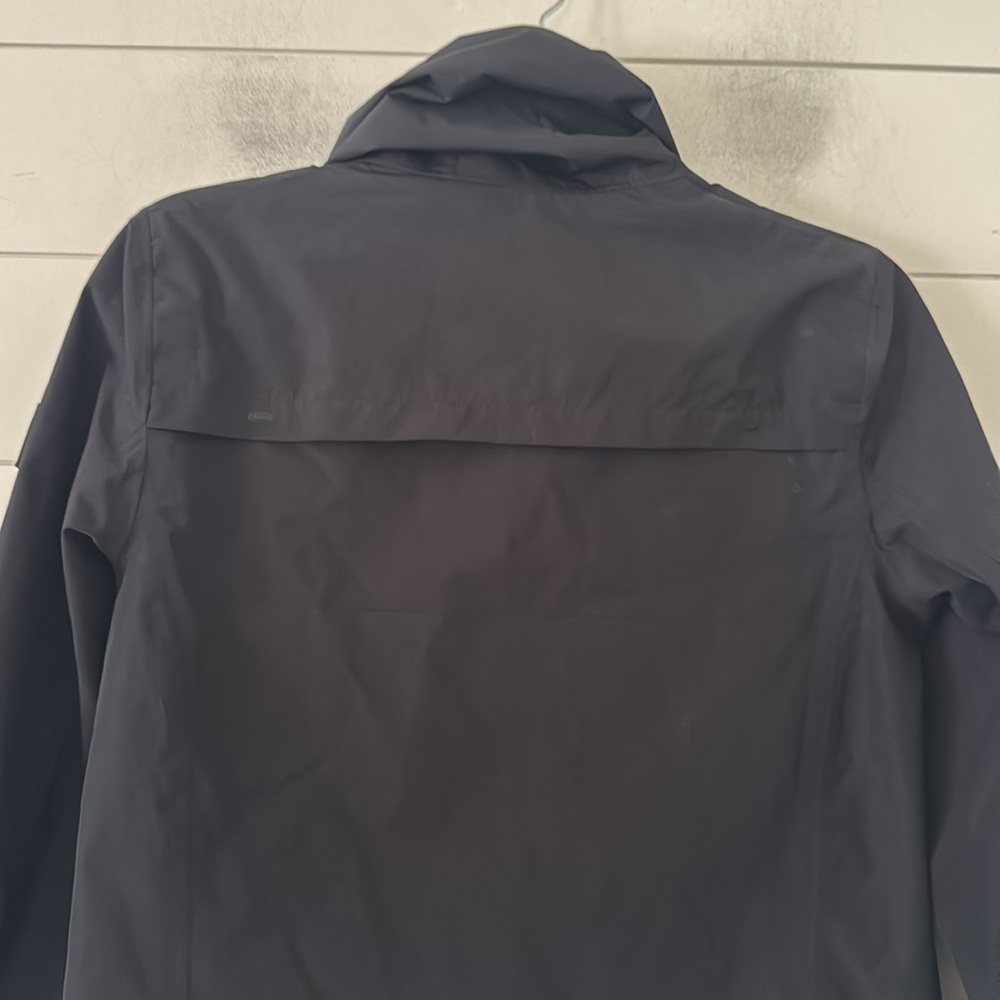 Lole Size XS Lainey Rain Jacket Durable Water Repellent (DWR) Breathable Black - Picture 16 of 17